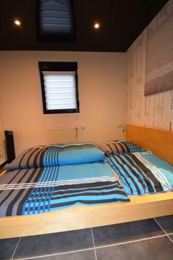 Ferienzimmer Saarlouis Exteriör bild