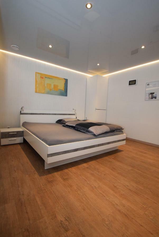 Ferienzimmer Saarlouis Exteriör bild