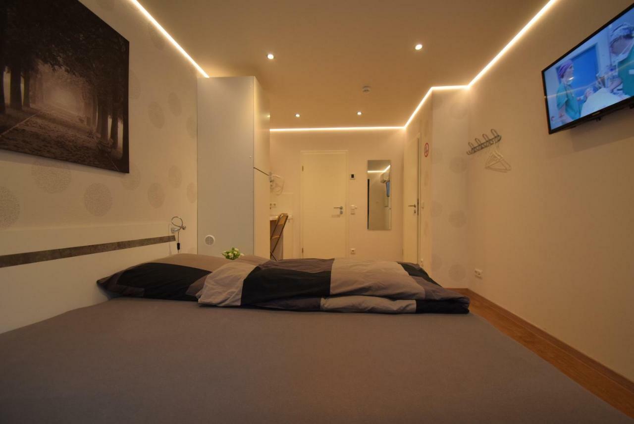 Ferienzimmer Saarlouis Exteriör bild